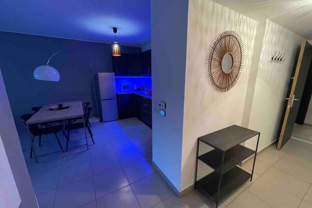 Appartement Piscine Terasse Gym Sauna Balneo Сен Максим Екстериор снимка